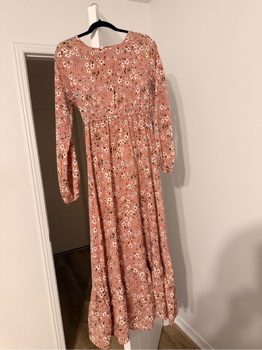 Floral Maxi Dress with Long Sleeves